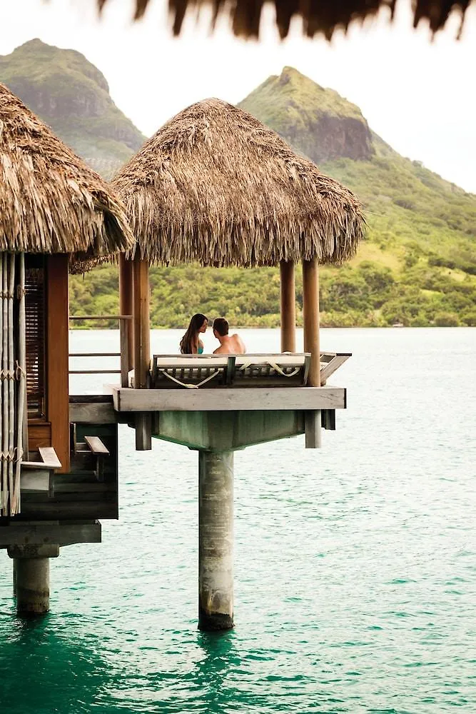 Four Seasons Resort Bora Bora