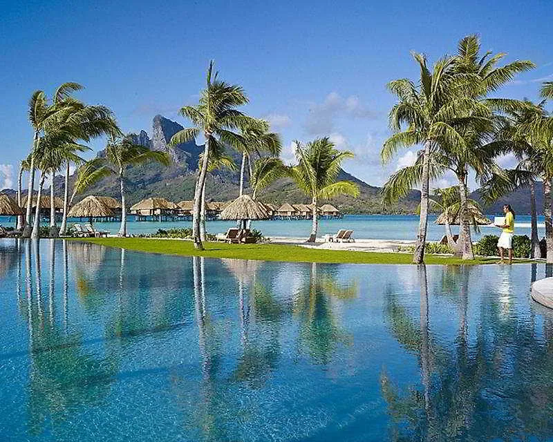 Four Seasons Resort Bora Bora